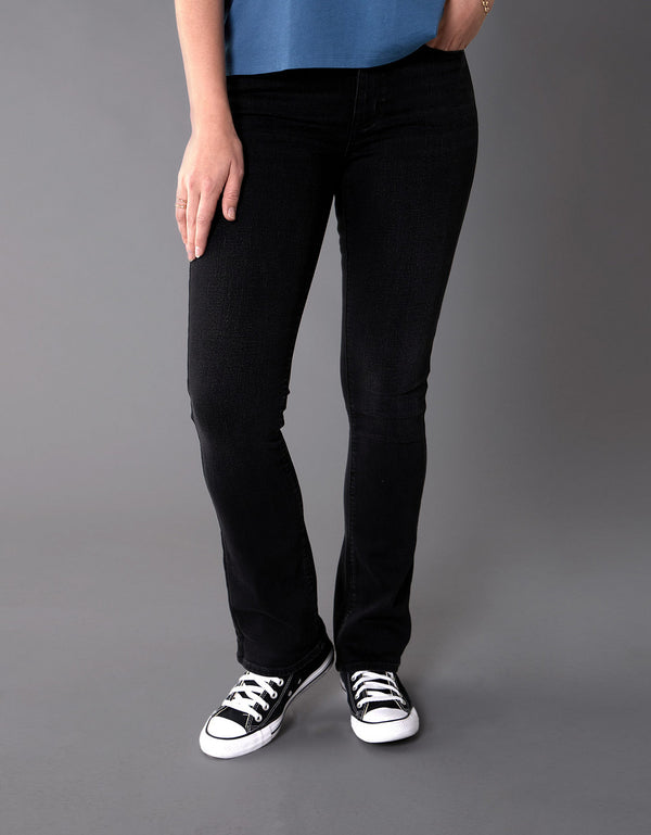 Jean Skinny Kick de Tiro Alto para Mujer - Negro