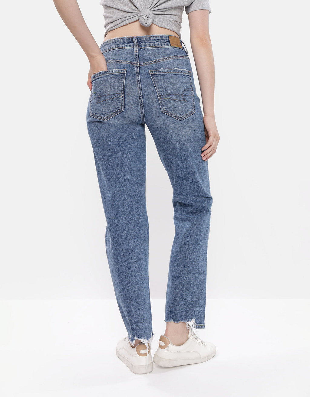 Ae Stretch mom Jean - Azul 0436_4639_893_ob