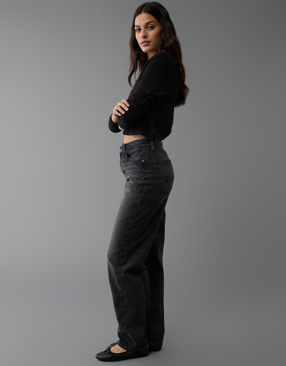 Jean Straight Baggy Tiro Alto Recto y Holgado Mujer AE - Negro 0437_5270_022_d2