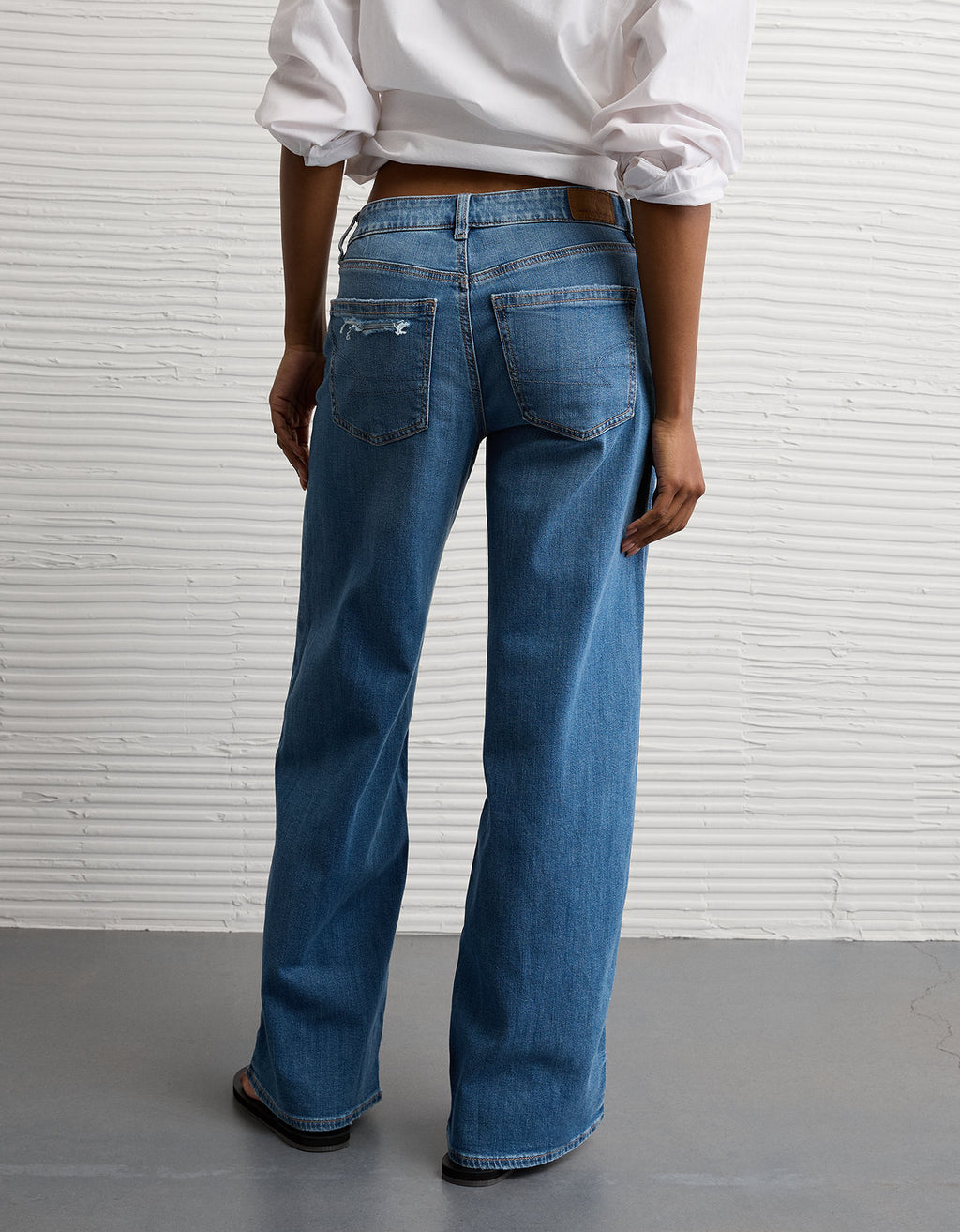 Jean Baggy Wide-Leg de Tiro Bajo Ae - Azul 0437_5882_893_ob