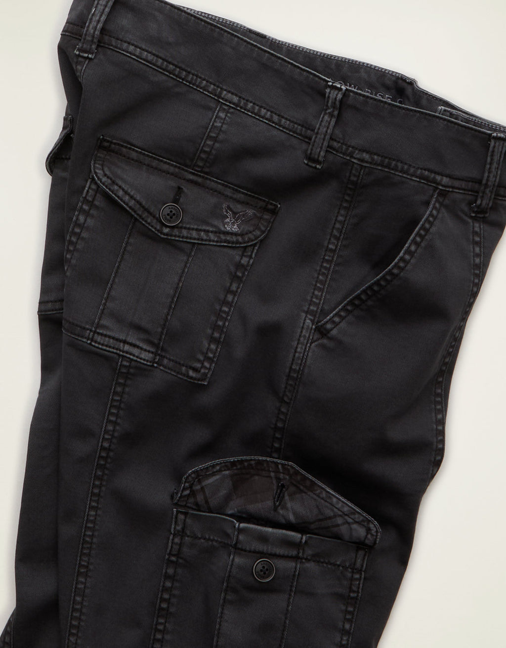 Pantalón Cargo de Tiro Bajo - Negro 0461_5869_094_d1