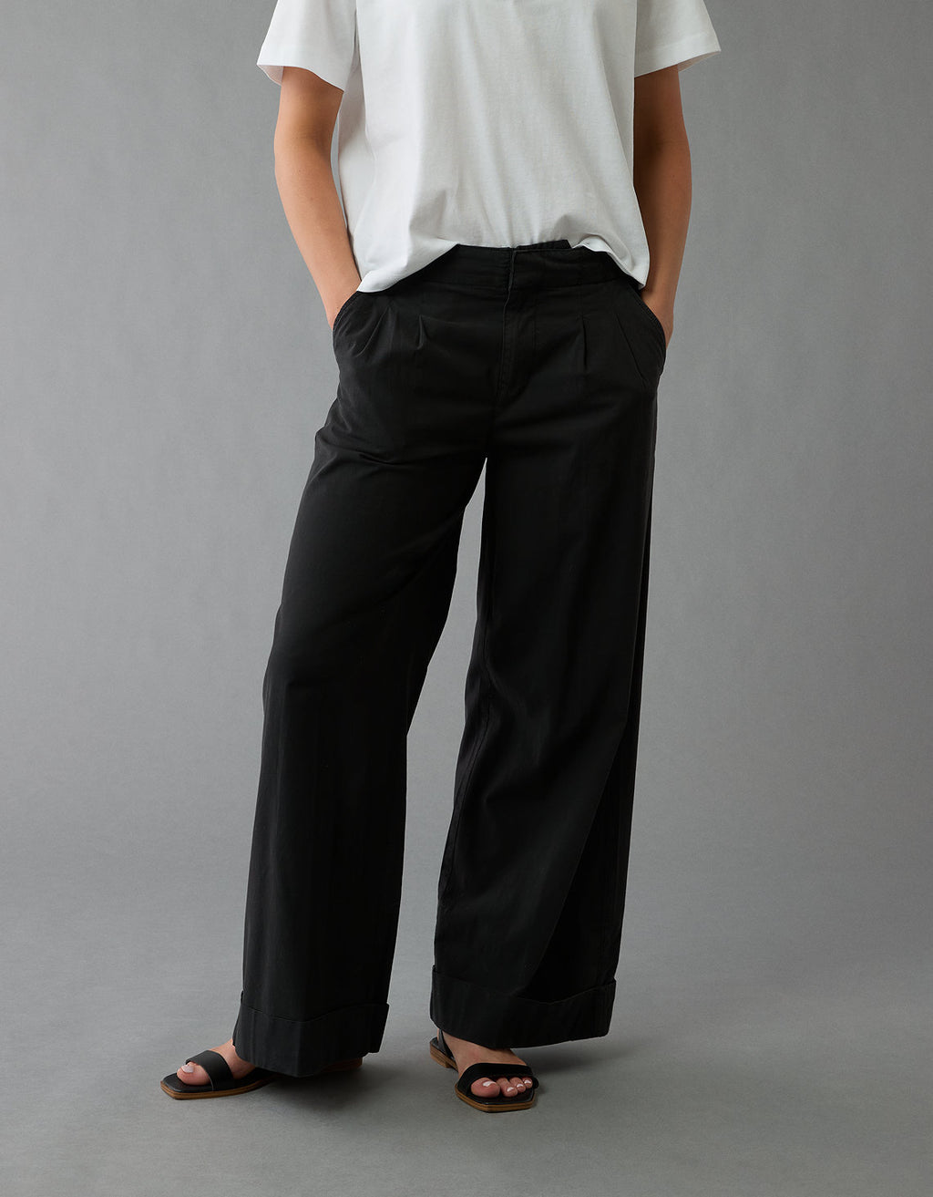 Pantalón de Popelina Ae - Negro 0462_5451_001_of