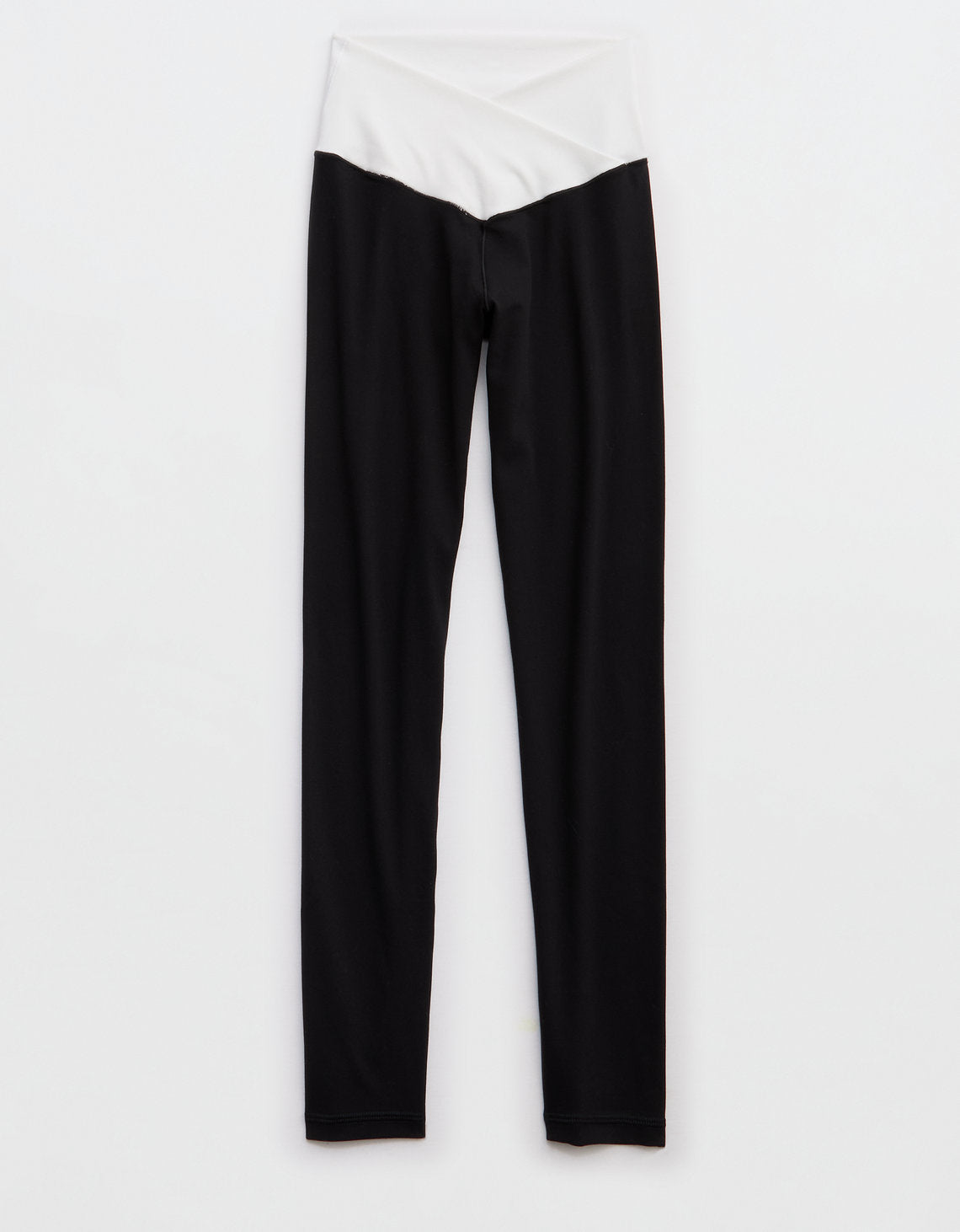 OFFLINE Por Aerie Legging de Cintura Alta Cruzado Real Me - Negro 0491_6178_073_f