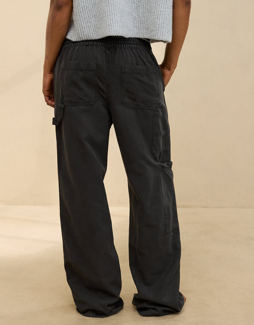 Pantalón Tiro Bajo y Holgado Mujer Aerie - Gris 0493_8274_005_ob