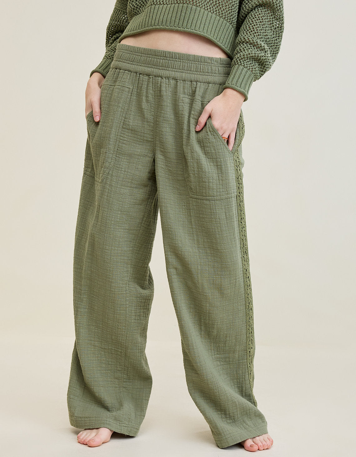Pantalón Aerie bajo y holgado - Generico 0493_8453_331_os