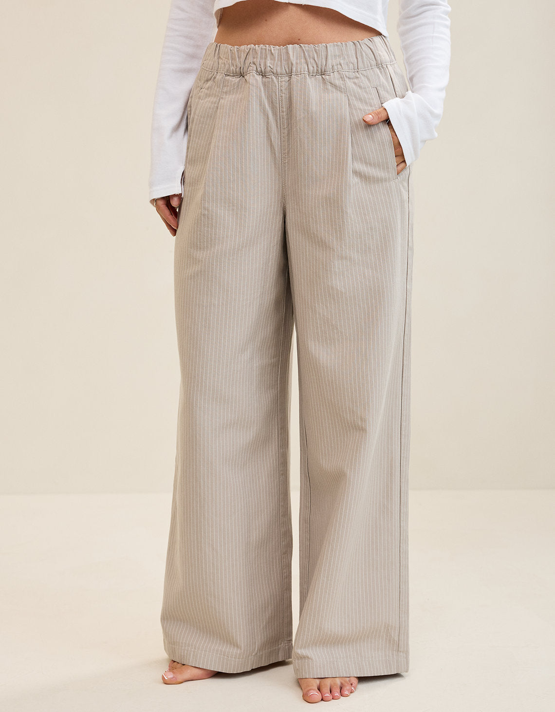 Pantalón de rayas By Aerie - Blanco 0493_8610_021_os