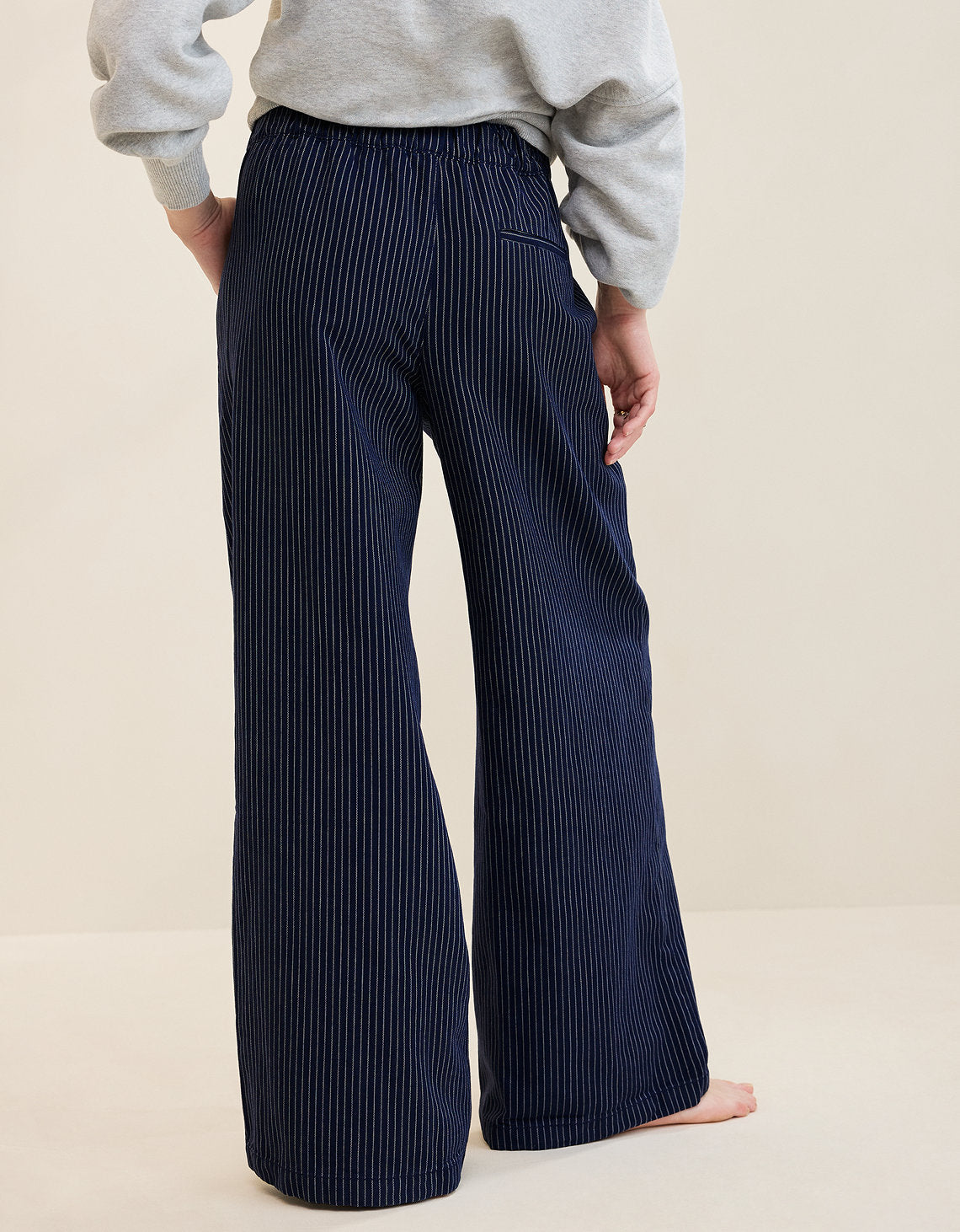 Pantalón de rayas By Aerie - Naval 0493_8610_410_ob