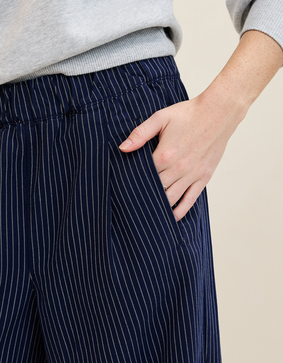 Pantalón de rayas By Aerie - Azul 0493_8610_410_os