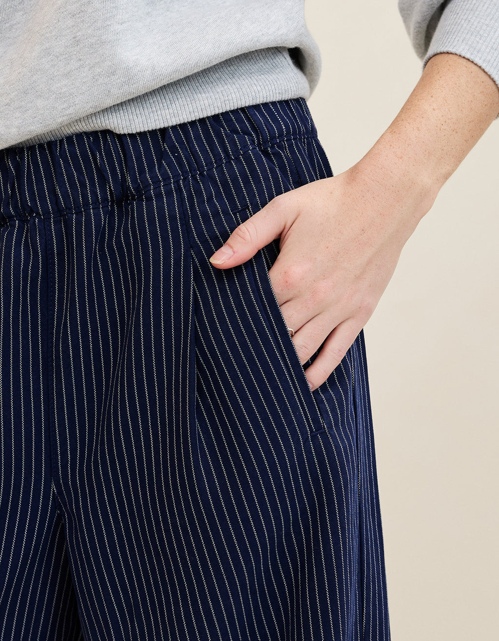 Pantalón de rayas By Aerie - Naval 0493_8610_410_os