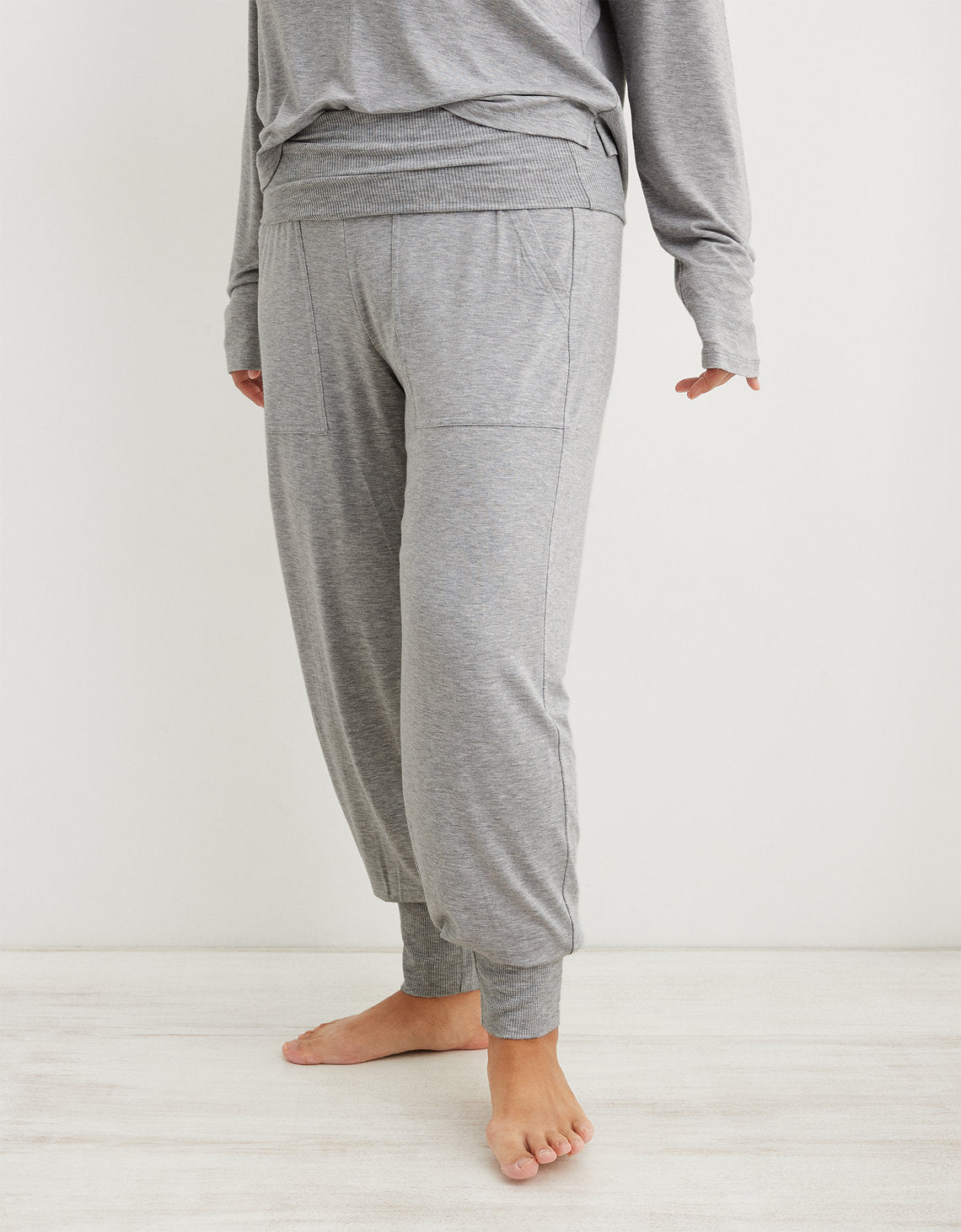 Pantalón de pijama Aerie en franela - Gris 0496_1501_012_os
