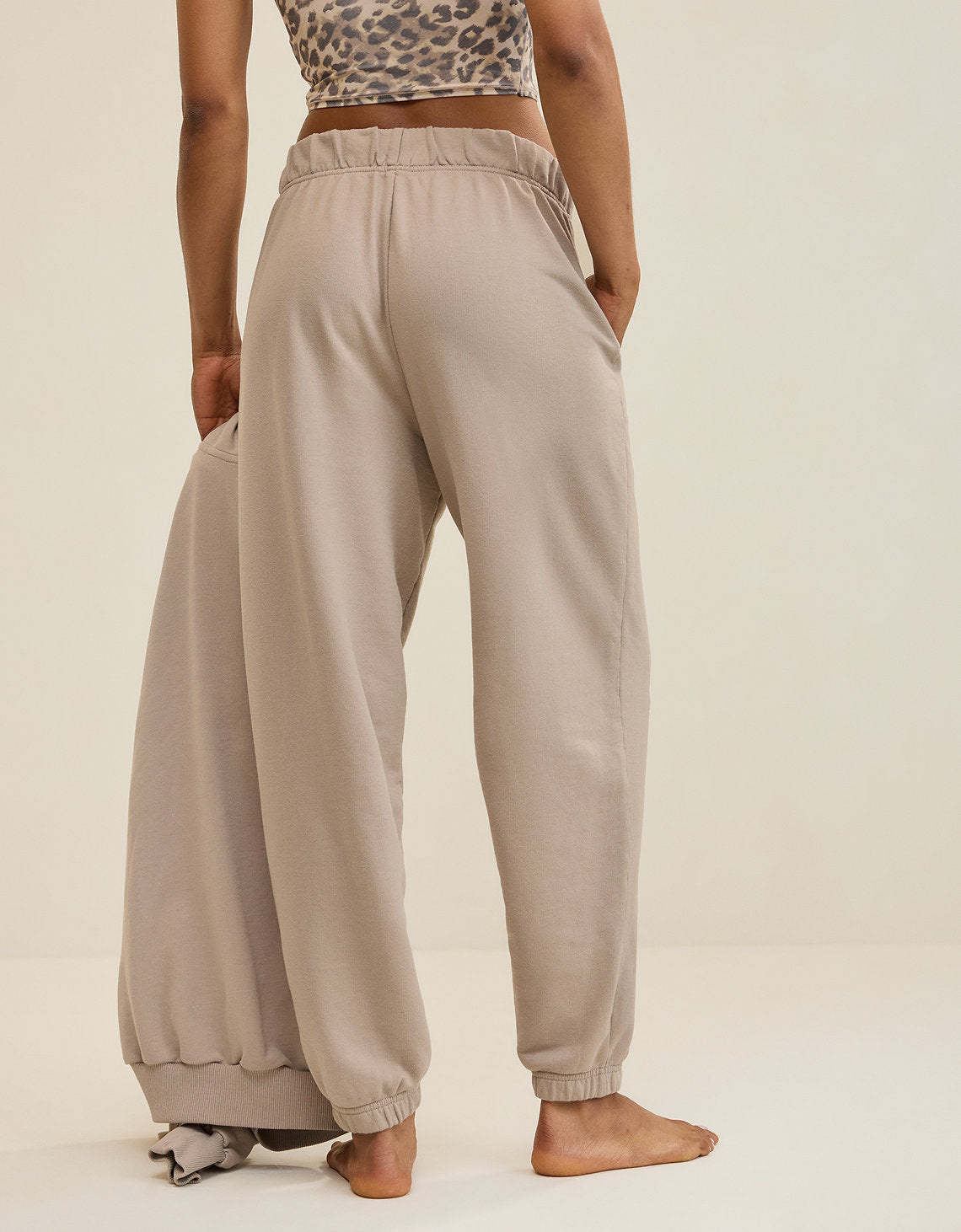 Aerie Jet Setter Jogger - Gris 0701_8743_021_ob
