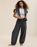 Aerie Vacay Jogger - Gris 0701_8759_005_of