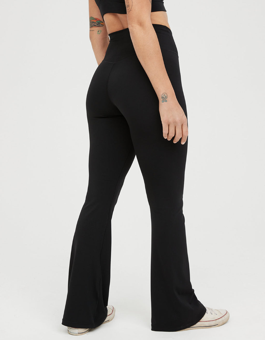 Legging OFFLINE de Tiro Alto By Aerie - Negro 0702_5230_073_ob
