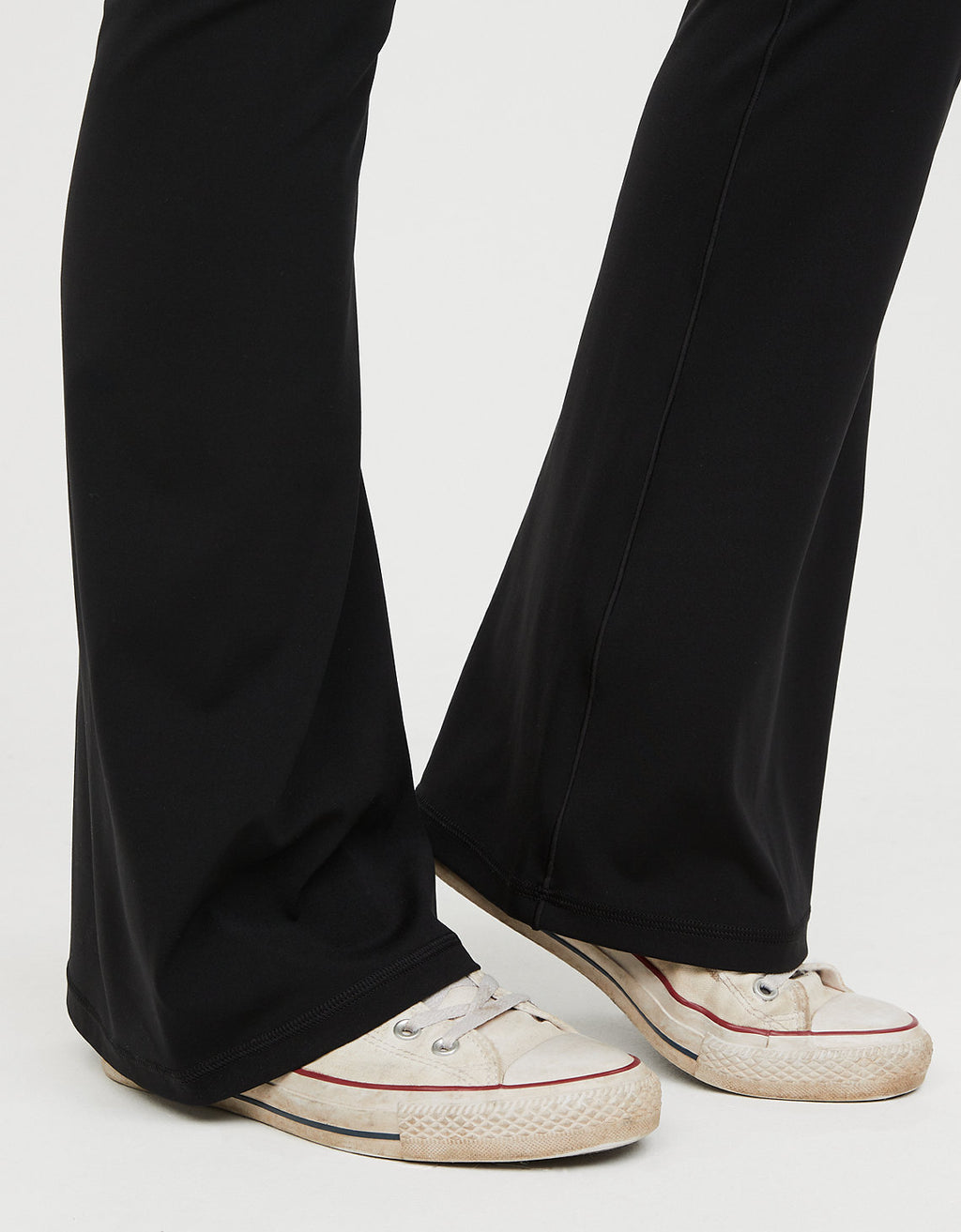 Legging OFFLINE de Tiro Alto By Aerie - Negro 0702_5230_073_os