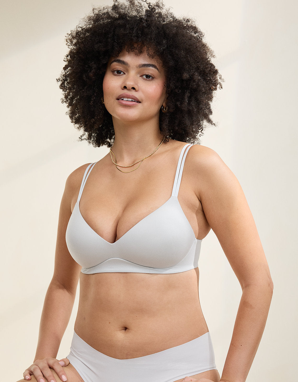 Bra sin varilla con realce - Gris 0737_4967_010_os