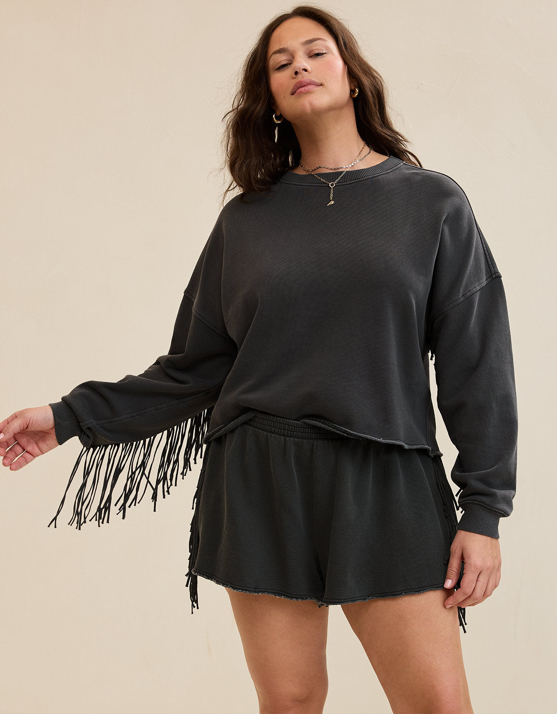 Sudadera con cuello redondo del equipo del festival Aerie Fringe - Gris 0743_3933_005_of