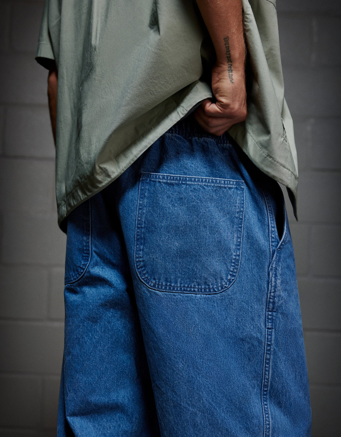 Jogger AE Denim holgado de Hombre - Generico 1114_6790_936_d2