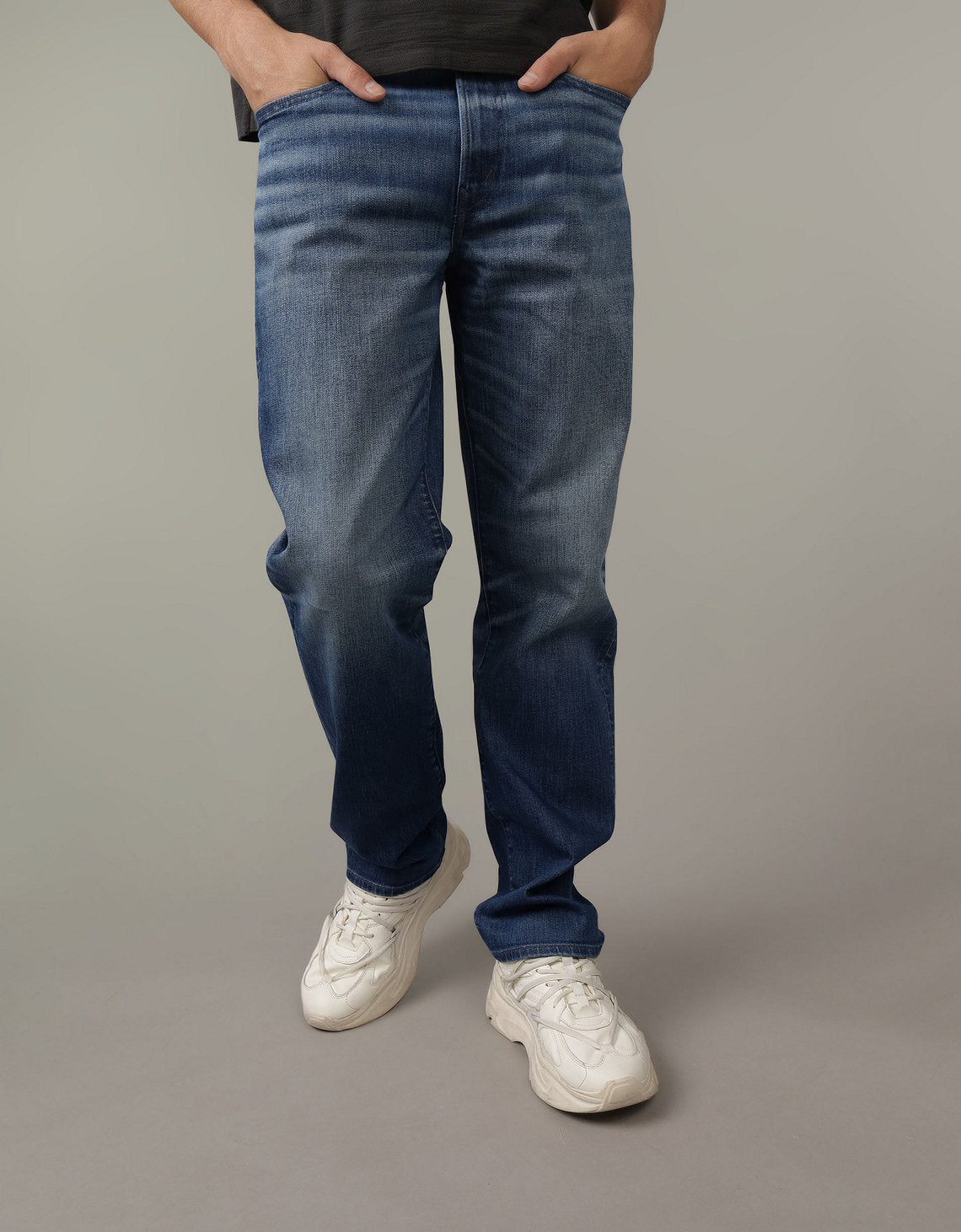 Jean Athletic corte recto Hombre AE - Generico 1115_6802_914_of