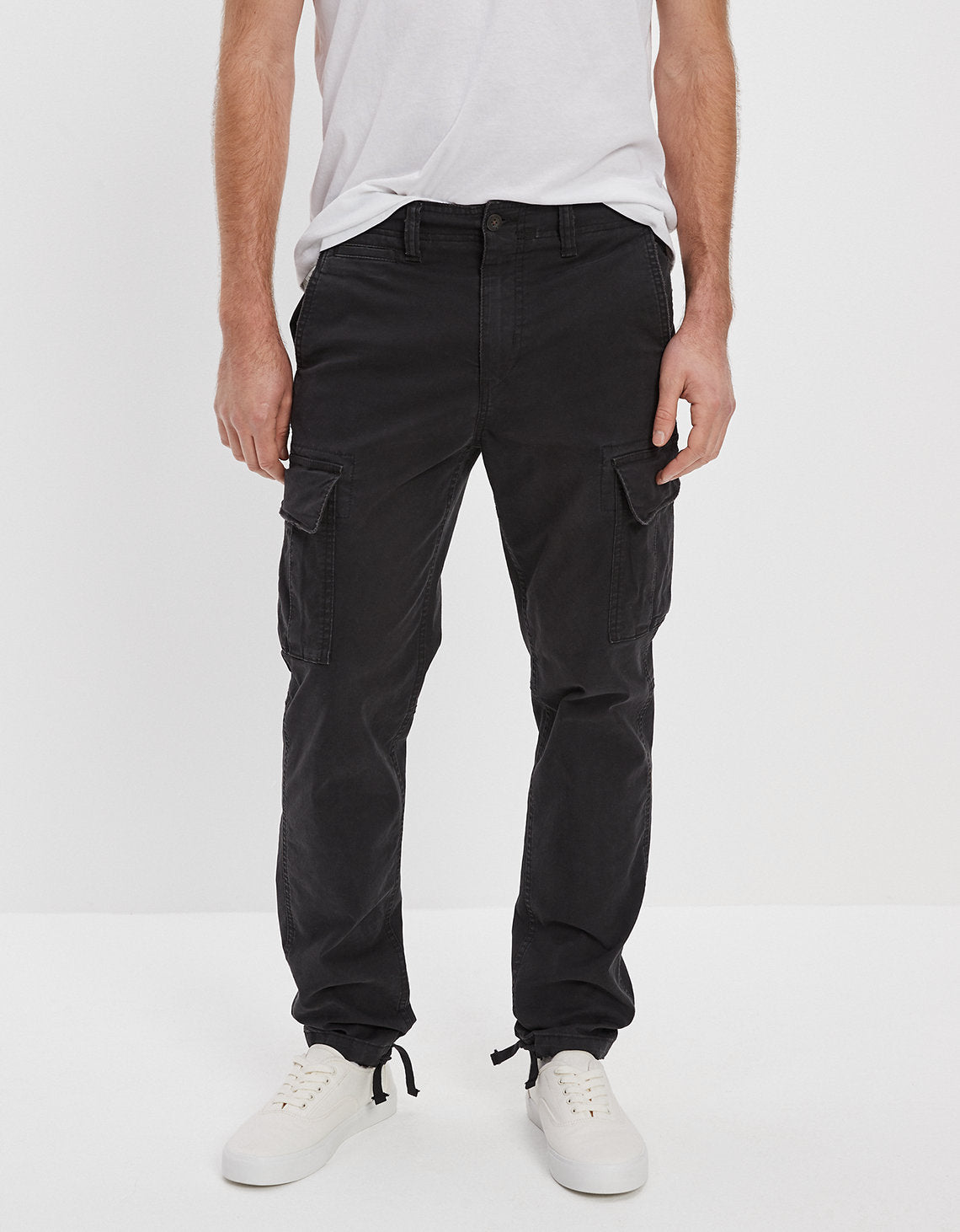 Slim Fit Pants - Negro 1120_4668_064_of