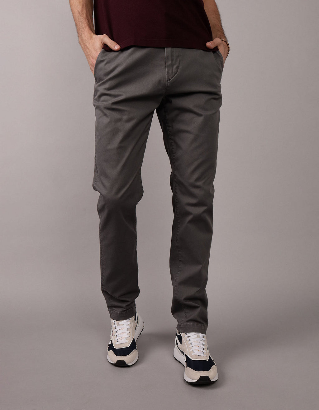 Pantalón slim de hombre AE - Gris 1120_5033_040_of