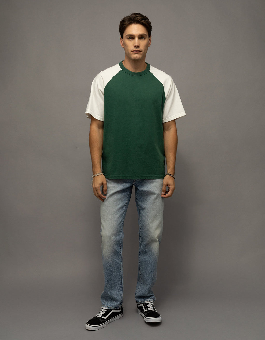 Camiseta de peso pesado relajada con mangas raglán - Verde 1162_5311_315_of