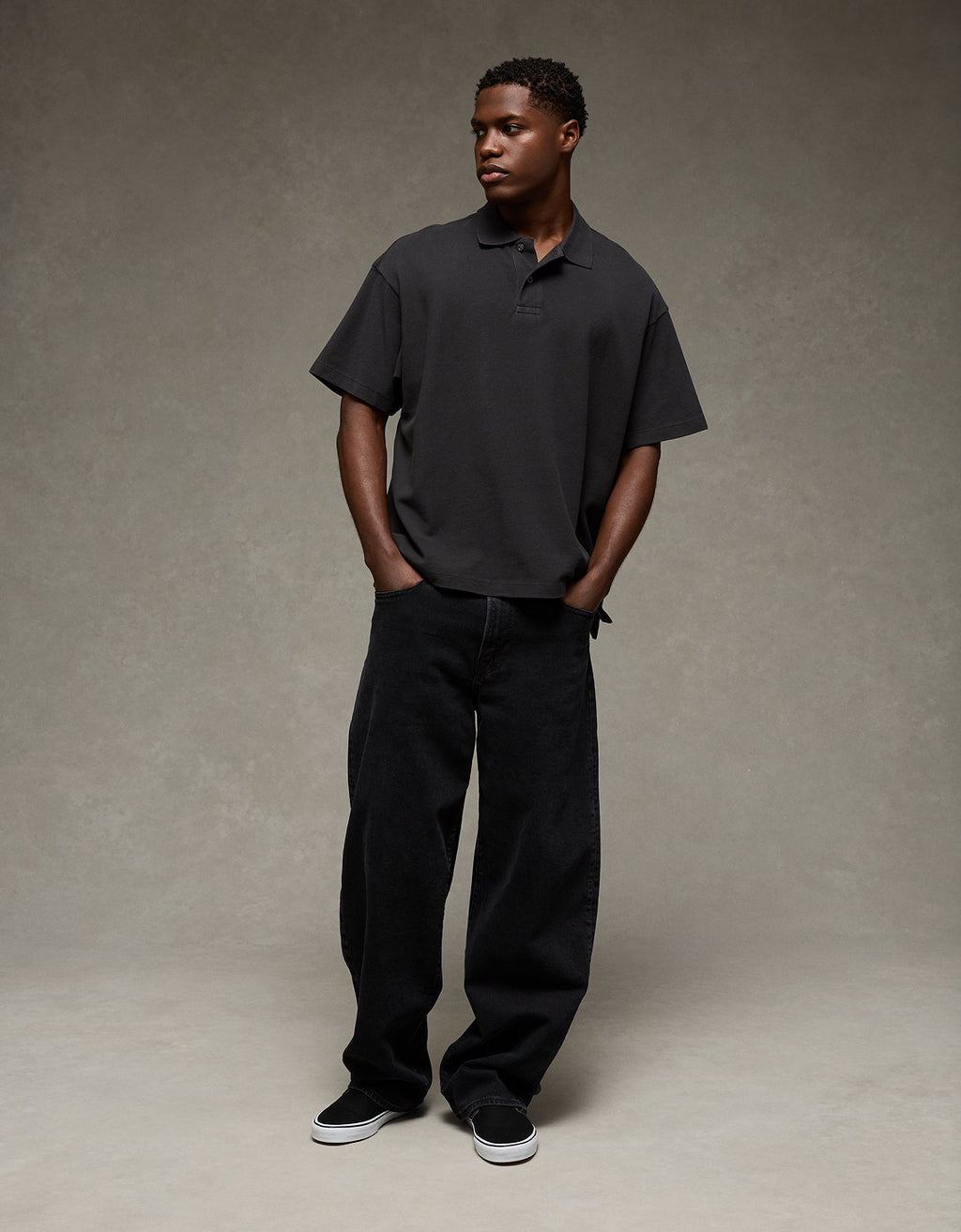 Camiseta Tipo Polo Boxy Ae - Negro 1165_4983_167_d2