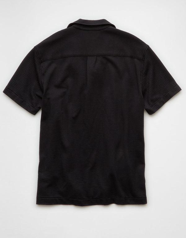 Camisa de campamento abotonada de seersucker Ae. - Negro