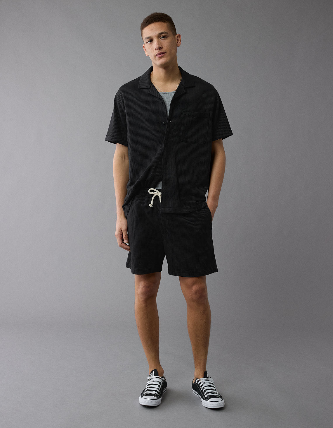 Camisa de campamento abotonada de seersucker Ae. - Negro 1174_4351_001_of