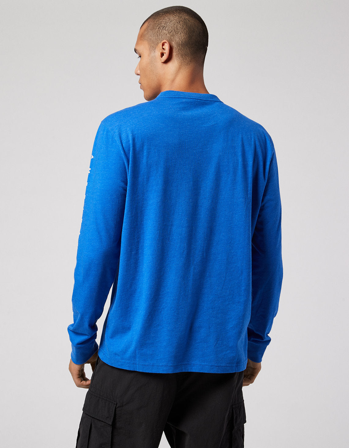 Camiseta gráfica Active Ae manga larga - Azul 1182_3233_499_ob