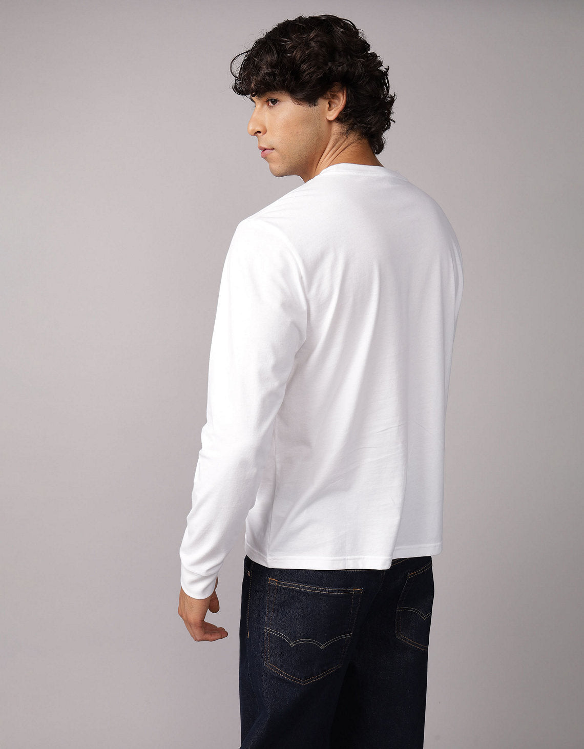 Camiseta con Gráfico Ae - Blanco 1182_4687_100_ob