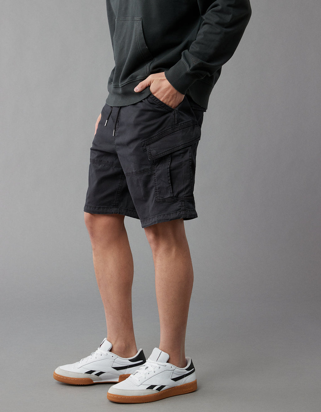 Bermuda AE Flex Lived-in Slim tipo Cargo - Gris 1184_7690_024_os