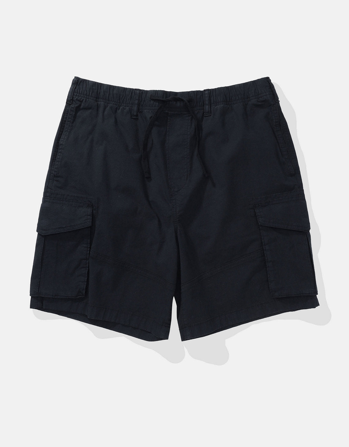 Short tipo cargo de hombre AE - Negro 1184_7826_064_f
