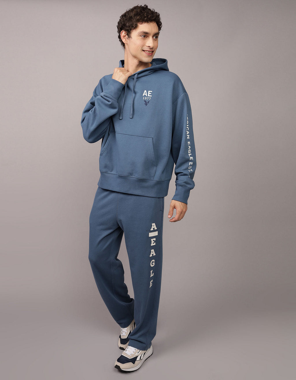 Buzo con Capucha Manga Larga con gráfico Hombre AE - Azul 1192_2433_410_of