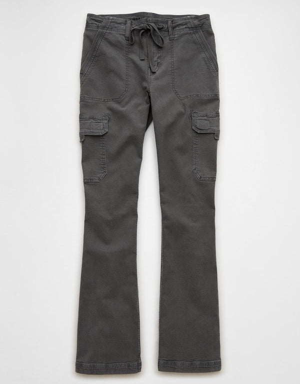 Pantalón Tipo Cargo con corte en Bota Mujer AE - Gris
