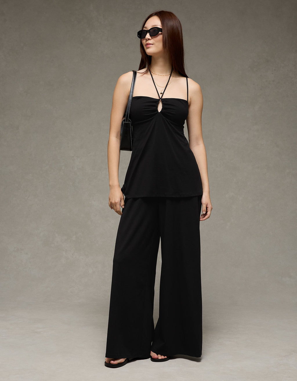 Enterizo Halter Ae - Negro 1396_8653_001_of