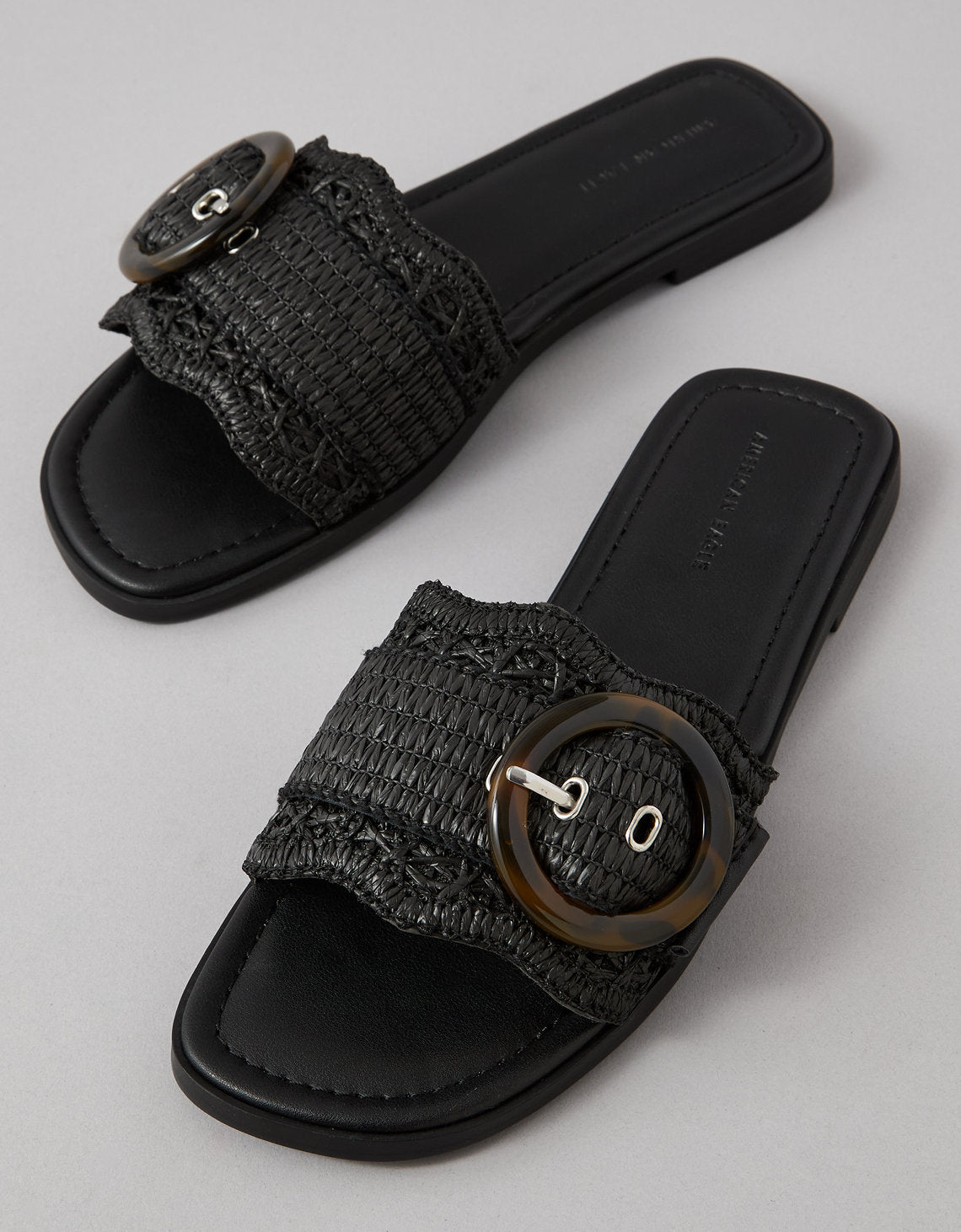Sandalias Ae acolchadas - Negro 1415_6730_001_b