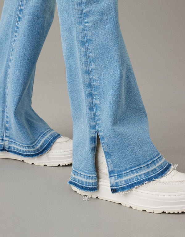 Jean Ae Flare con stretch de tiro bajo - Generico