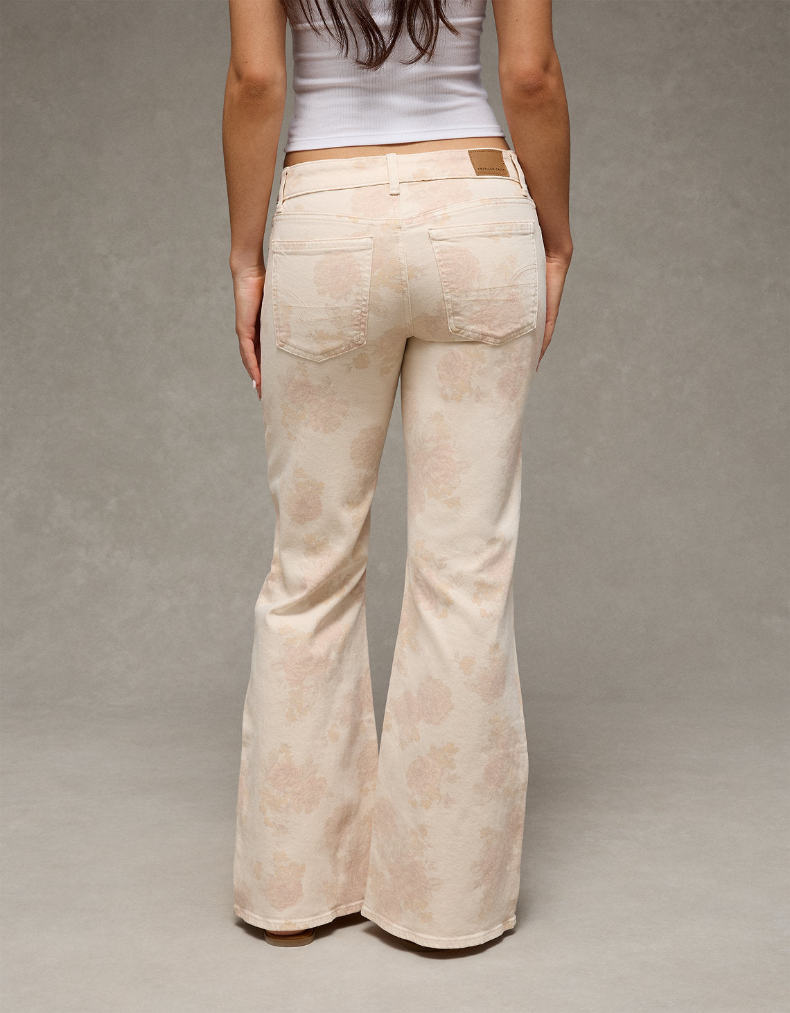 Jean acampanado de talle bajo Ae Stretch - Generico 1436_6091_459_ob