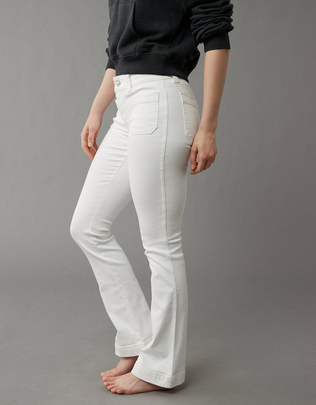 Jean AE de tiro bajo y bota campana para mujer - Blanco 1437_4990_146_of
