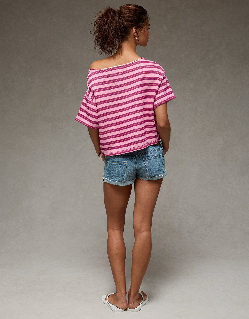 Sudadera de manga corta con escote descubierto - Rosa 1455_3089_615_ob