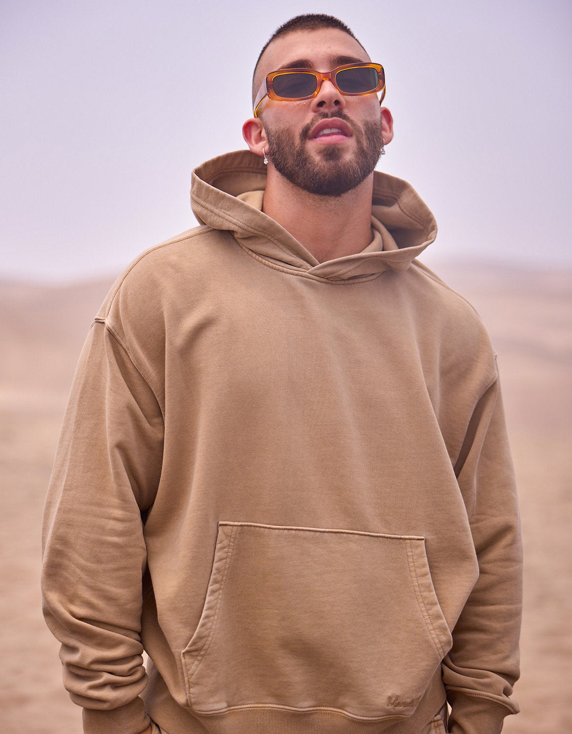 Buzo AE x Manuel Turizo de Hombre - Caqui 1517_2410_212_l1