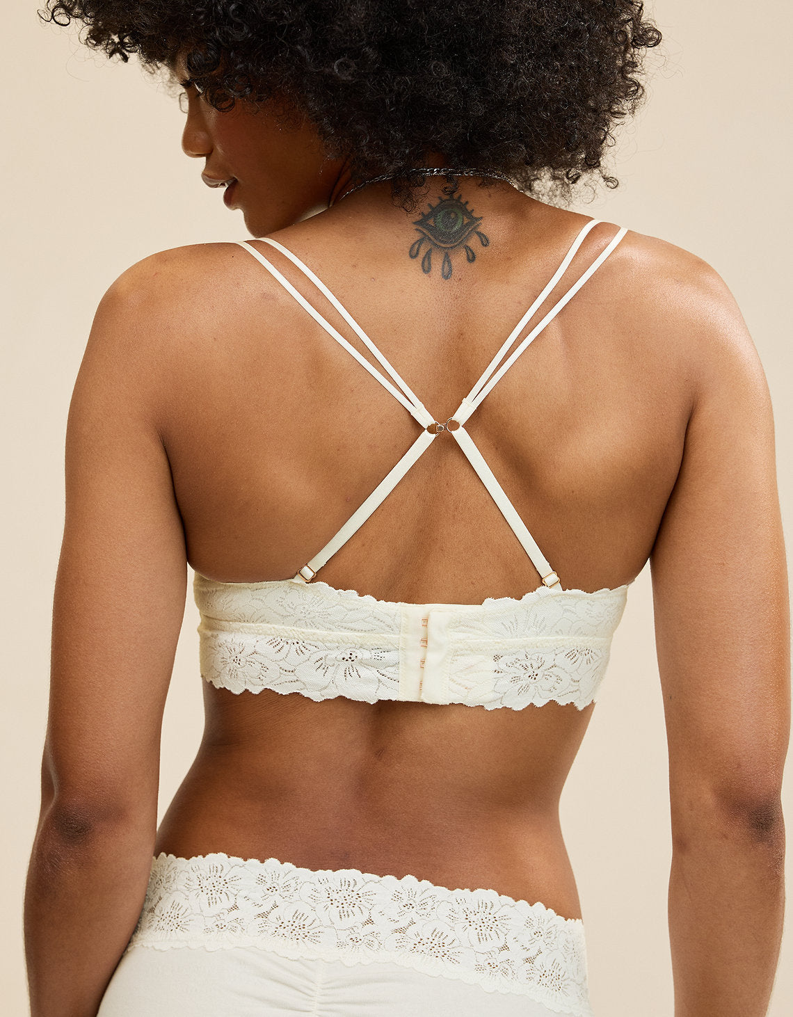 Bralette Show Off con encaje y escote By Aerie - Generico 1698_4114_125_d2