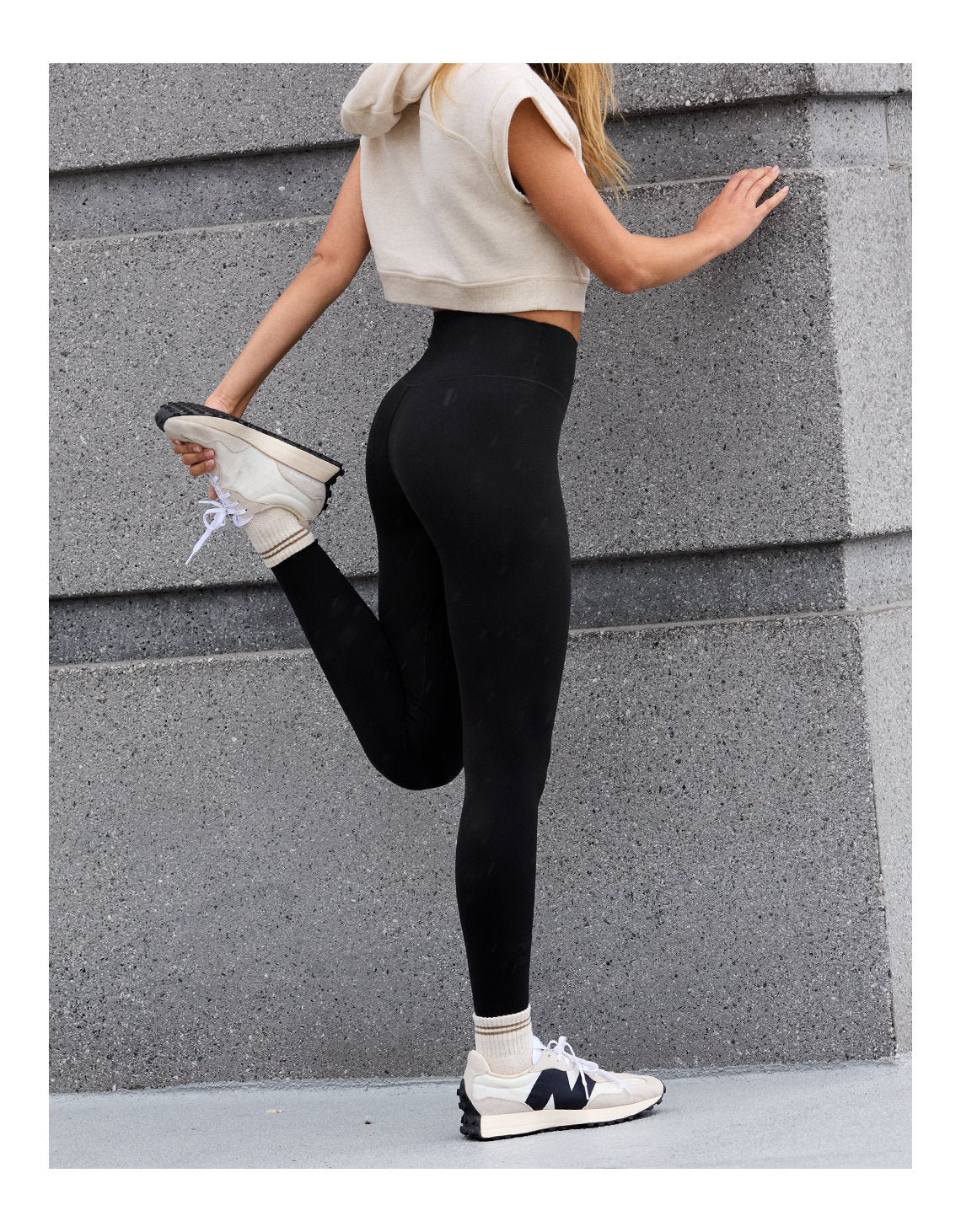 OFFLINE Legging Real Me By Aerie - Negro 1701_5677_073_l1