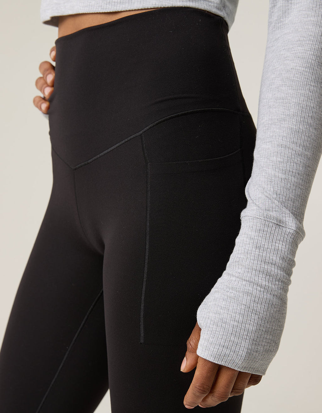 Leggings deportivo básico con Bolsillos Mujer Aerie - Negro 1701_6048_073_of