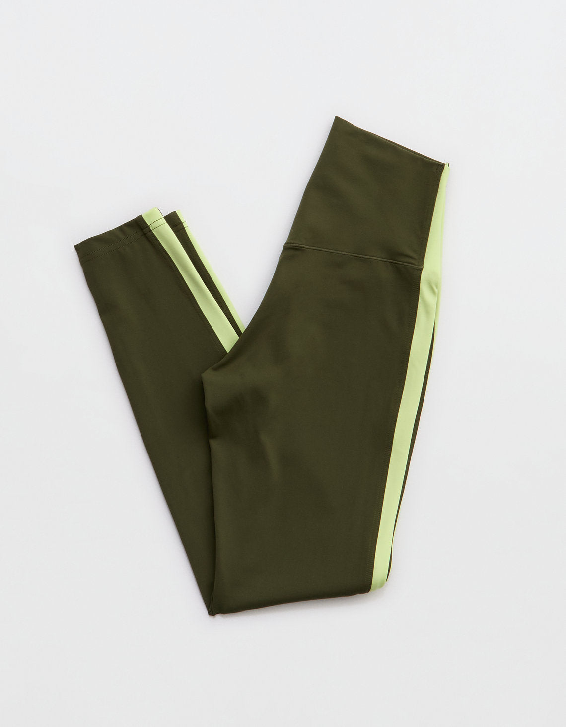 Leggings Offline by Aerie Real me Xtra con bloques de color - Verde 1701_6240_748_b