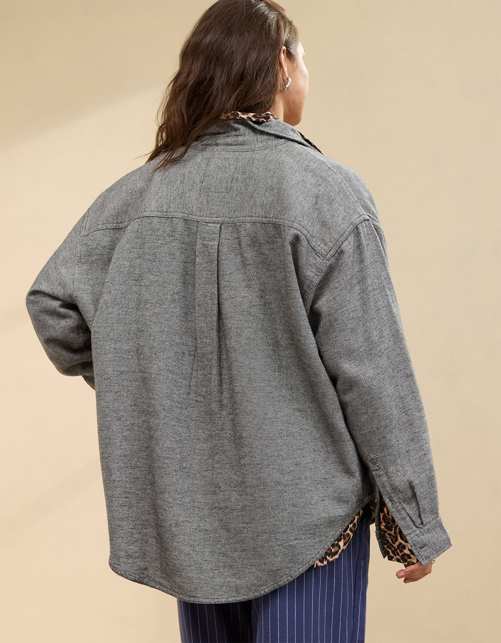 Camisa Oversized Manga Larga Mujer Aerie - Gris 1783_3623_005_ob