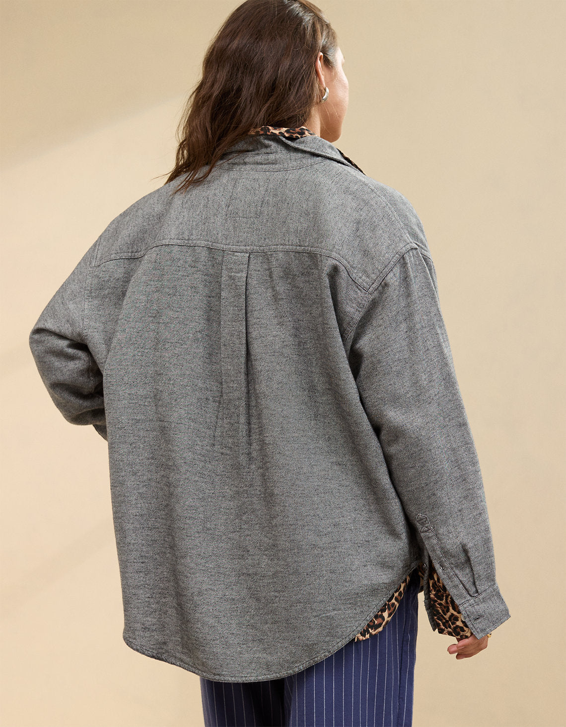 Camisa Oversized Manga Larga Mujer Aerie - Gris 1783_3623_005_ob