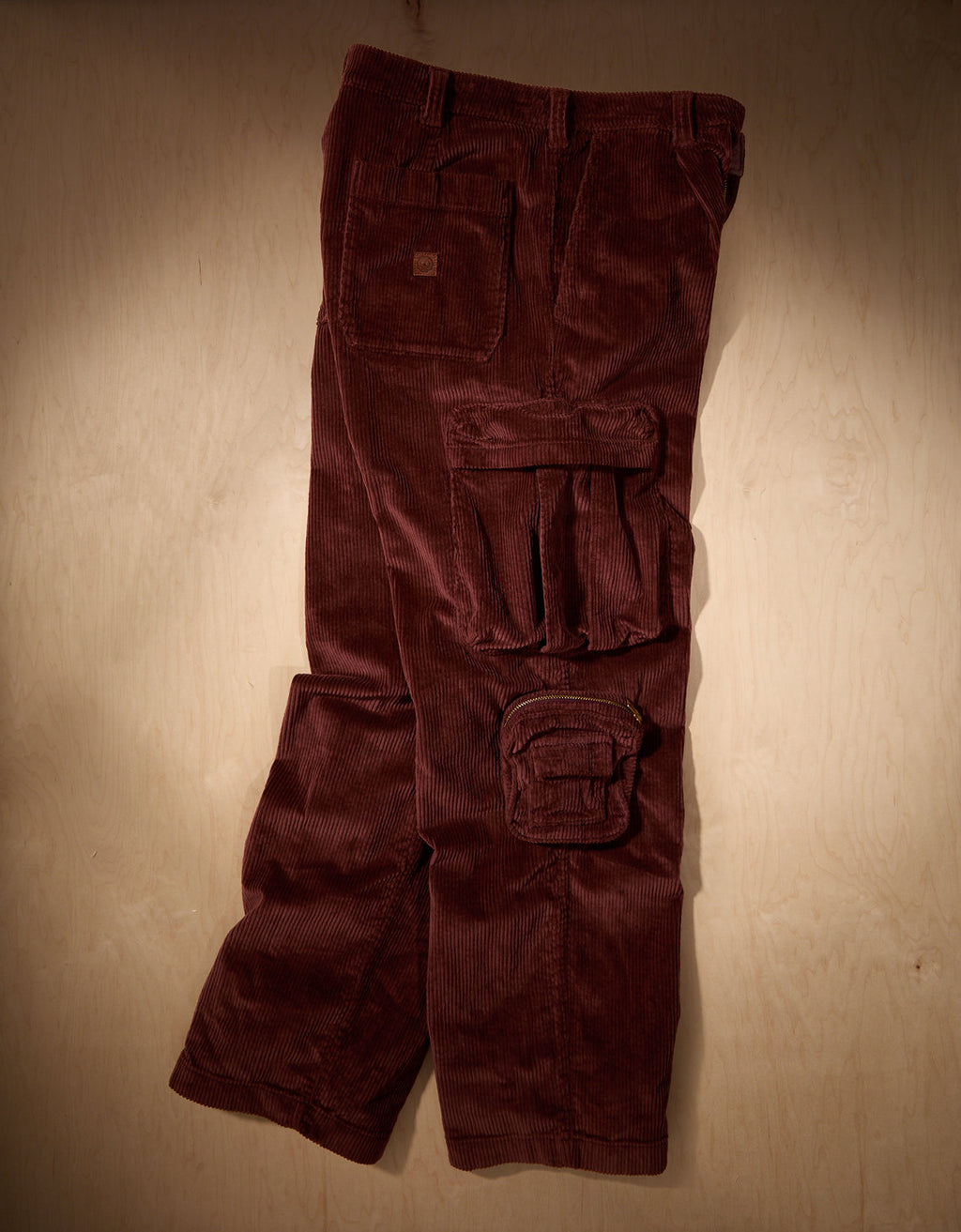 Ae x Tru Kolors Pantalón Cargo de Corduroy - Generico 2121_5277_613_b
