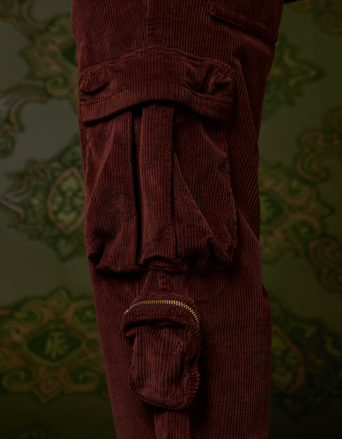 Ae x Tru Kolors Pantalón Cargo de Corduroy - Generico 2121_5277_613_d2