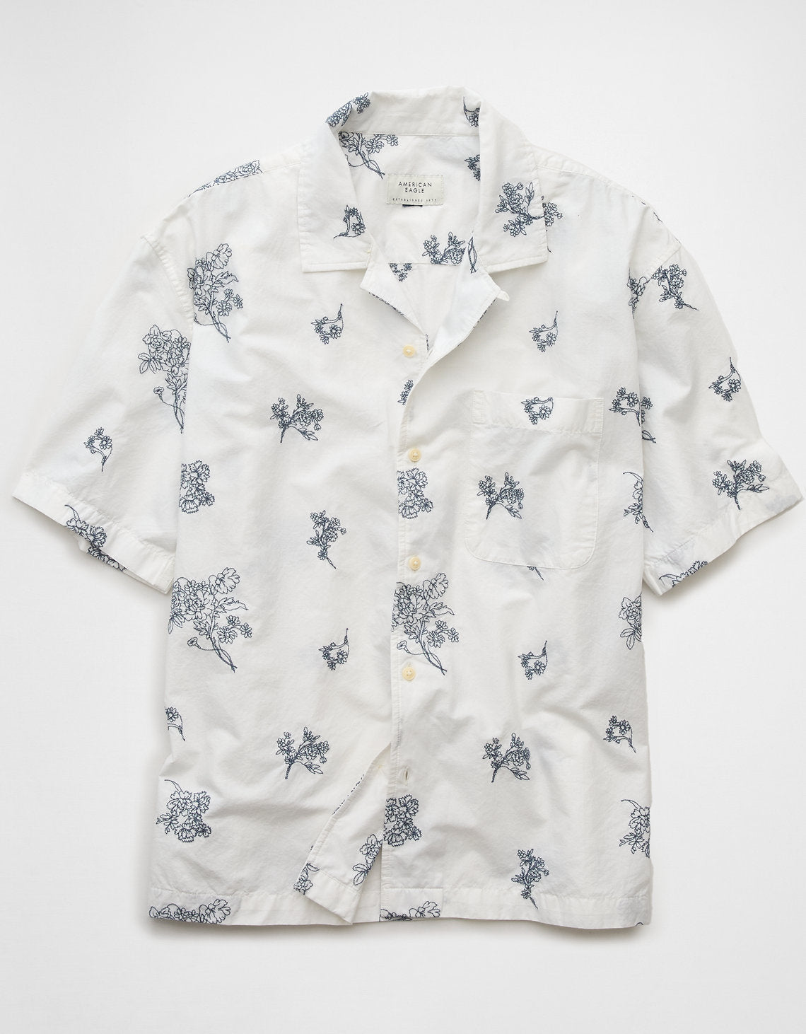 Camisa floral con botones junto a la piscina - Blanco 2154_2755_134_f